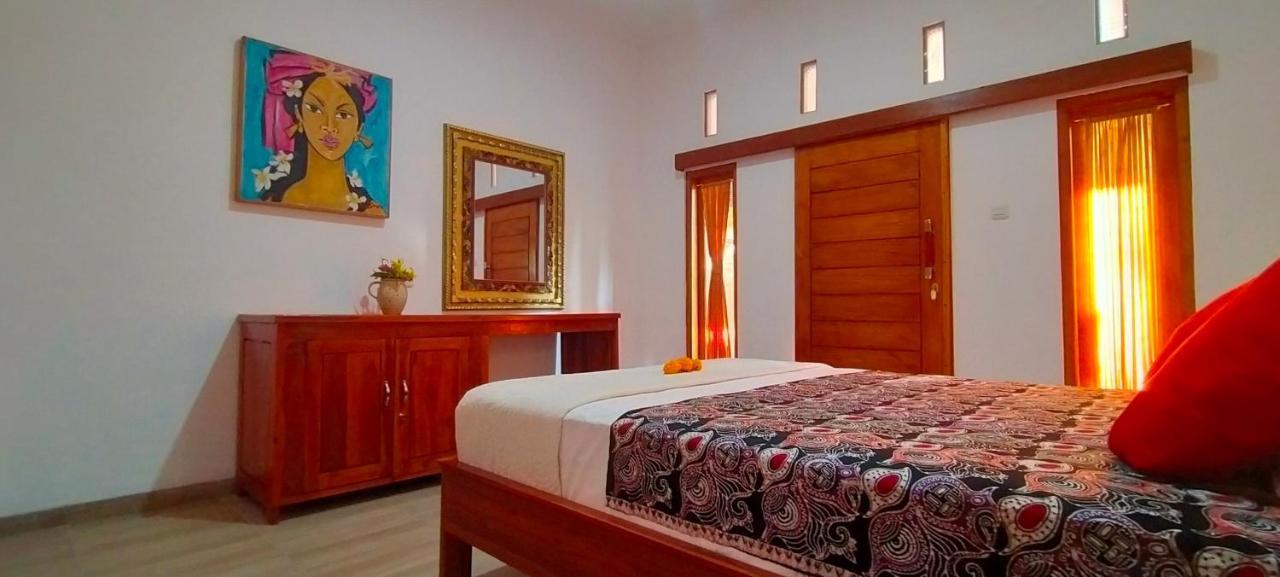 Tunjung Guest House Lovina Beach Pabean Buleleng Exterior foto