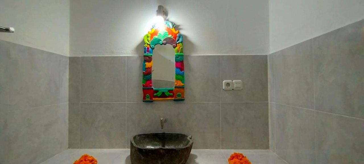 Tunjung Guest House Lovina Beach Pabean Buleleng Exterior foto