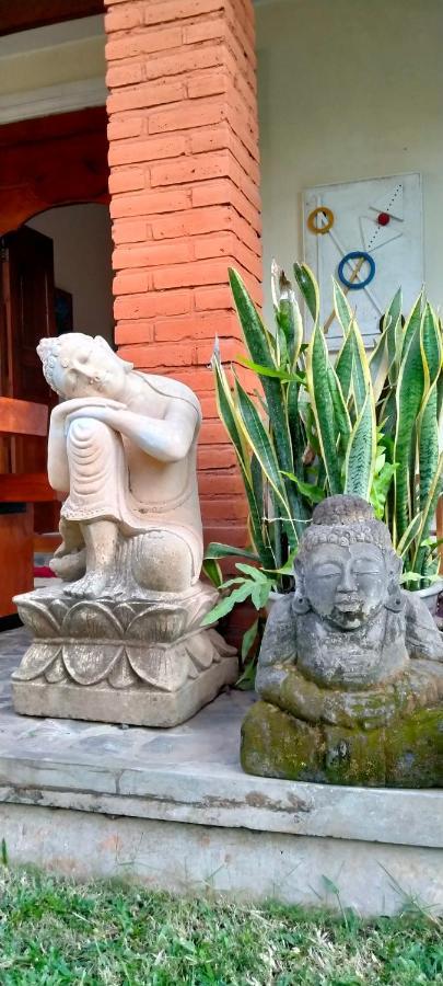 Tunjung Guest House Lovina Beach Pabean Buleleng Exterior foto