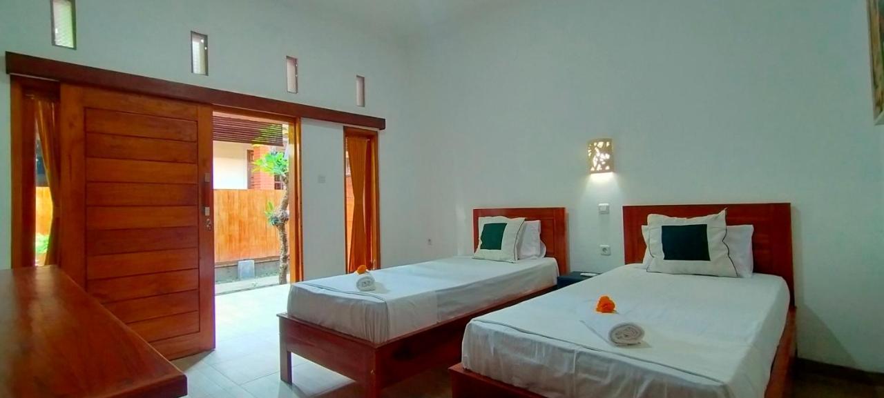 Tunjung Guest House Lovina Beach Pabean Buleleng Exterior foto